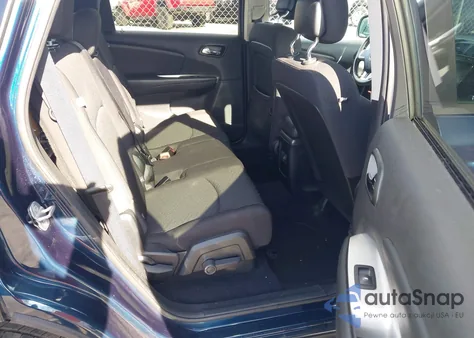 2013 Dodge Journey Sxt z USA, uszkodzony, nr VIN 3C4PDCBG7DT588387